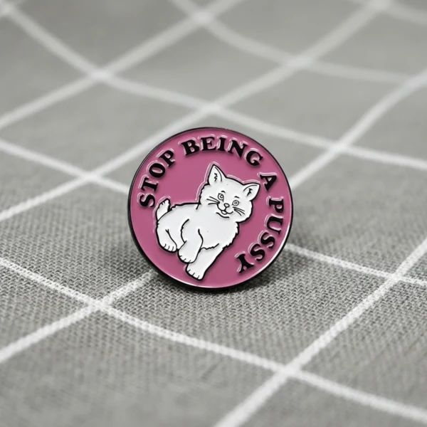Pinarna.cz Stop being a pussy / Přestaň být koťa**o - bílá kočička