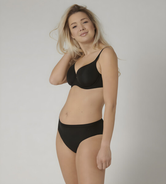 Podprsenka Body Make-Up Essentials WP černá - TRIUMPH BLACK 90D