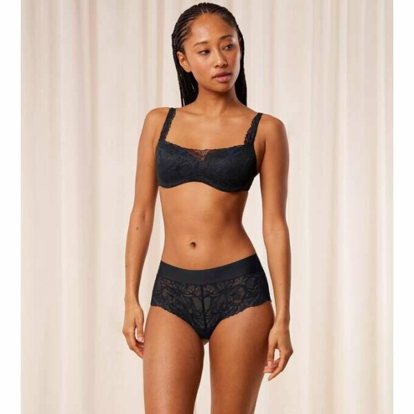 Dámské kalhotky Body Make-Up Illusion Lace Shorty - Triumph 00TS 044