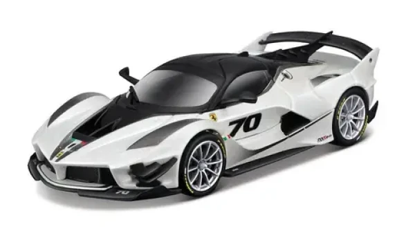 Bburago RACING Ferrari FXX-K EVO 2017 v dekorativním boxu