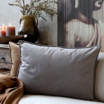 Chic Antique Sametový povlak na polštář Aix Thunder Grey 50 × 70 cm, šedá barva, textil