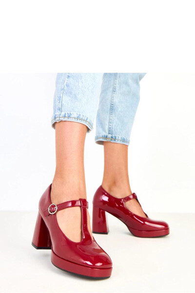 Polobotky na podpatku model 218174 Solea 38