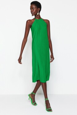 Trendyol Zelený Shift Rovný Nulový rukáv Midi Plisované Pletené šaty
