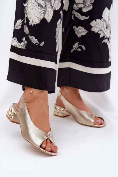 Kožené elegantní dámské sandály CheBello 4724 zlaté 36