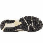 New Balance pánská sportovní obuv tenisky M2002RCC 41,5