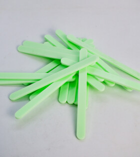 Cake star Akrylatové tyčky na nanuk zelená délka 11,5cm (10ks)
