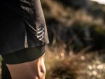 Běžecké šortky Compressport Trail 2-in-1 Short černé Velikost textilu: