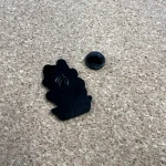 Pinarna.cz Kočička schovaná v květináči (zelené listy)