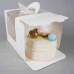 Cake star dortová krabice LILI bílá s okénkem a úchytem 16 x 16 x 15cm