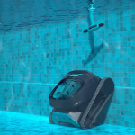 Bazénový vysavač Dolphin LIBERTY 200 (Čistí dno, stěny i vodní linii )