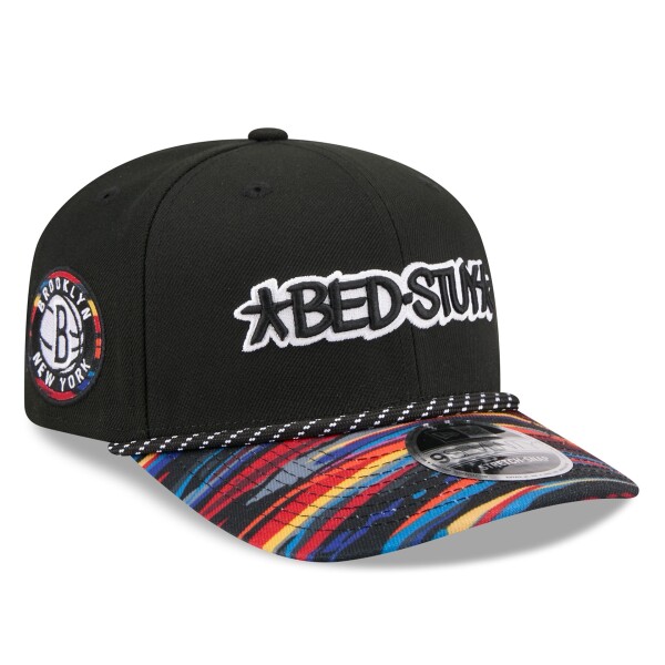 New Era Pánská kšiltovka Brooklyn Nets NBA 2025-26 City Edition 9SEVENTY Stretch-Snap