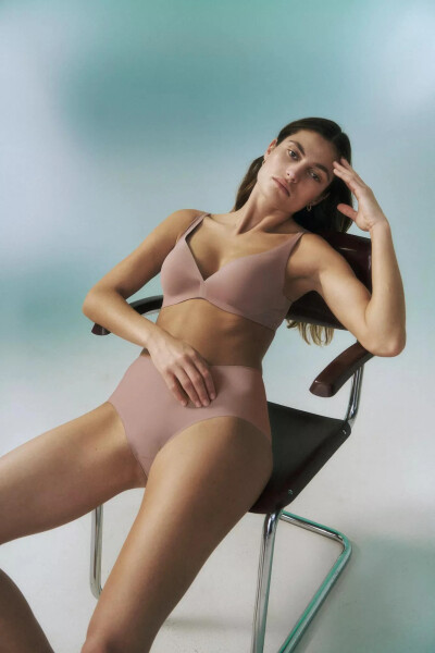 Dámská podprsenka Body Make-Up Illusion WP EX - BROWN - sv. hnědá 00ZE - TRIUMPH BROWN 90D