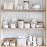 Bastion Collections Nádoba VINEGAR natural shape 700ml - Bastion Collections Keramická lahev na olivový olej Heart Black 700 ml, bílá barva, keramika