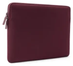 Pipetto Classic Fit Sleeve burgundy / Pouzdro / MacBook Neo 13 (A18 Pro) (P069-147-AN)