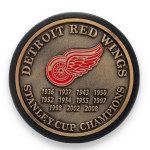 Mustang Puk Detroit Red Wings NHL Stanley Cup Years Gold Medallion