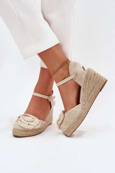 Bota na klínech model 214384 Step in style 38