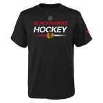 Outerstuff Dětské Tričko Chicago Blackhawks Apro Wordmark Ss Ctn Tee Velikost: Dětské (13 14 let)