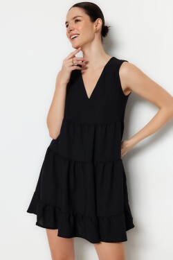 Trendyol černé široké tkané šaty mini splývavého volánku