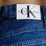 Calvin Klein Jeans Mom Fit W J20J222199 Dámské džíny 24/32