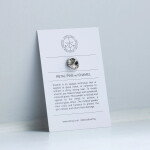 Studio Arhoj Odznáček Peach, oranžová barva, kov