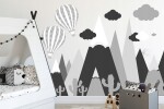 DumDekorace Moderní černě šedá nálepka na zeď hory a létající balóny 100 x 200 cm
