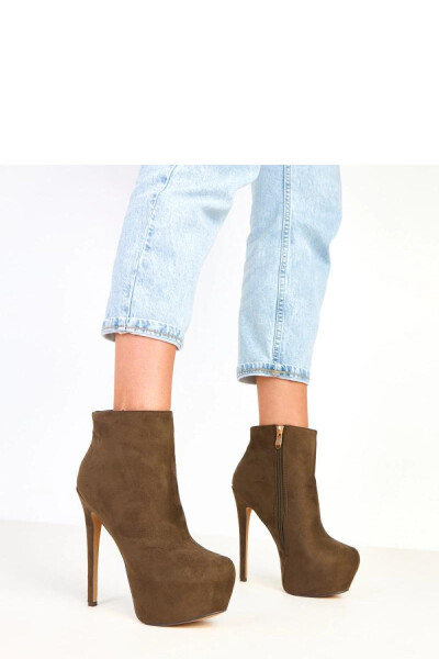 Boty na podpatku model 217915 Solea 38