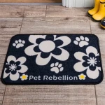 PET REBELLION Dinner Mate Flowers Black Kobereček pod misku 40x60cm (BG-PR-262170)