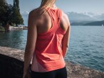Běžecké tílko Compressport PERFORMANCE SINGLE - korálové Velikost textilu: M