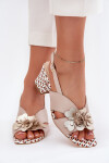 Kožené Dámské Sandály Na Podpatku S Květinami Béžové Laura Messi 2950 40