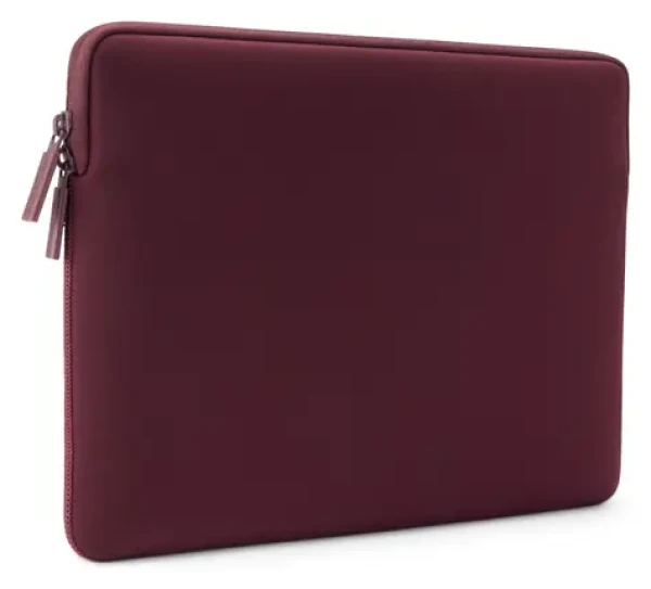 Pipetto Classic Fit Sleeve burgundy / Pouzdro / MacBook Neo 13 (A18 Pro) (P069-147-AN)