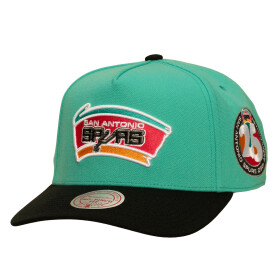 Mitchell & Ness Pánská kšiltovka San Antonio Spurs NBA In The City Pro Snapback Hwc