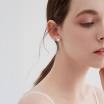 Náušnice s bílou perlou Charis - stříbrné zapínání, zirkon, Stříbrná Bílá