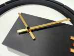 DumDekorace BLACK & GOLD ASYMMETRY, designové nástěnné hodiny 30 cm