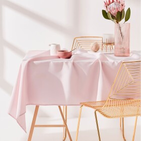 DumDekorace Ubrus na stůl v růžové barvě 140 x 200 cm