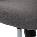 Židle kancelářská, látka černá, houpací mechanismus, kolečka pro tvrdé povrchy