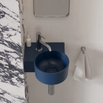 OMNIRES - OVO M+ umyvadlo na desku/závěsné - levé, 33 x 34 cm, midnight blue mat; OVO335UWLMB