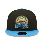 New Era Pánská kšiltovka Los Angeles Chargers NFL 2022 On-Field Salute to Service 9FIFTY Snapback Velikost: M/L