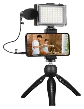 Puluz PKT3132B / Sada pro živé vysílání / Stativ / LED světlo / Mikrofon / Svorka na telefon (PKT3132B)