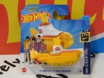 8/23 - THE BEATLES YELLOW SUBMARINE- Hot Wheels