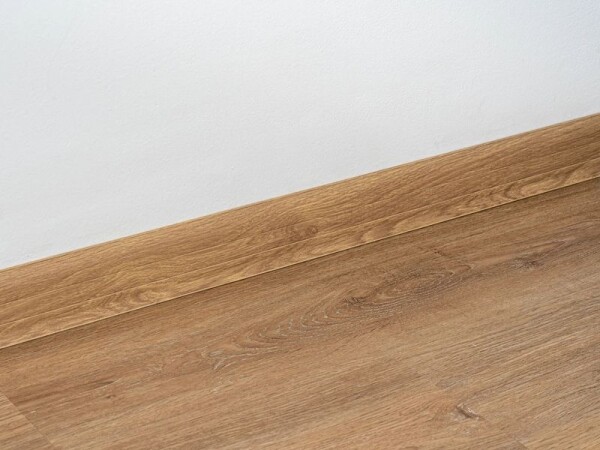 Soklová lišta PVC – Victoria nr. 181 EgibiFloors 2,5 m