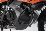 Padací lišta\r\n\r\nHluboko posazená plastová nádrž je jedním z charakteristických znaků modelů Ktm 790 Adventure, Ktm 890 Adven