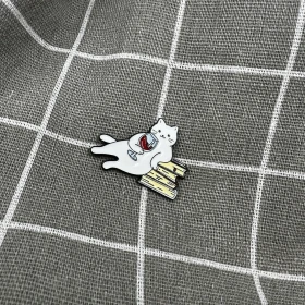 Pinarna.cz Kočička s vínem a knihami