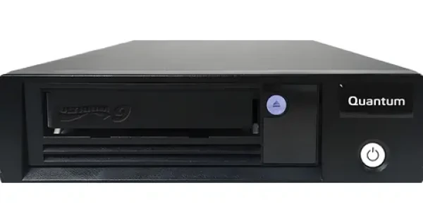 Quantum LTO-9 Tape Drive / Pásková mechanika / SAS / externí Tabletop kit / vč. datové cartridge (TC-L92BN-AR)