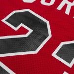 Mitchell & Ness Pánský dres Chicago Bulls NBA Michael Jordan #23 1984-85 Authentic - Červená Velikost: L
