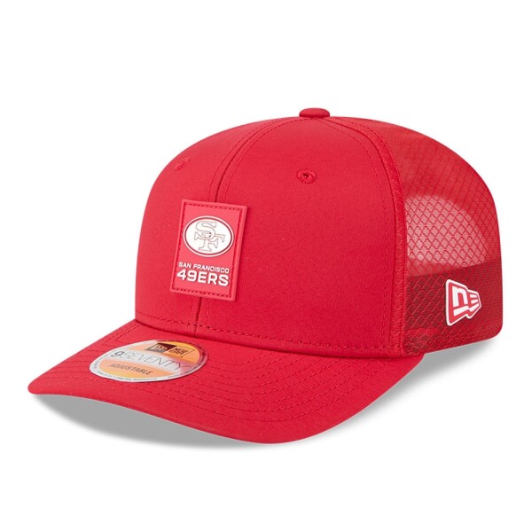 New Era Pánská kšiltovka San Francisco 49ers NFL Historic 2025 On-Field Sideline 9SEVENTY Trucker Snapback