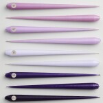Ester & erik Svíčka Slim 32 cm – 47 Dusty Lilac, fialová barva, vosk