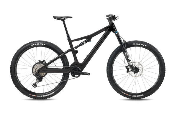 BH iLYNX TRAIL 8.2 29", rám 19" (L), 2025, black - ZDARMA dopravné, odborná montáž, seřízení! (Záruka nejlepší ceny. Nakupujte u autorizovaného prodejce.)
