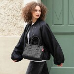 Crossbody kabelka Reisenthel Daily Shopper XS Bouclé black