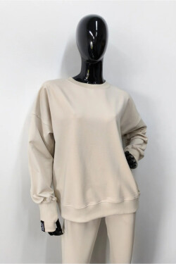 HALENKA MANOLITA BEZ L