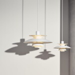 Louis Poulsen Závěsná lampa PH 5 Mini Monochrome White, bílá barva, kov